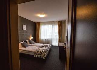 Отель Elite Spetema Hotel София Двухместный номер с 1 кроватью или 2 отдельными кроватями без балкона-2